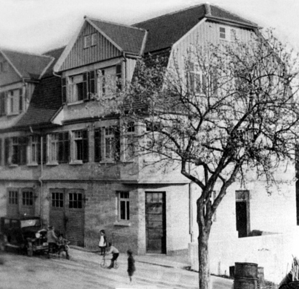 Gschwend - Frickenhofer Str - Hausnummer 30 - 1928000000